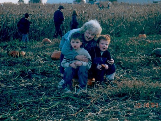 2003 10 Fall 2003 MarMar and the Boys