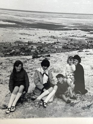 Mum, Barbara, Janice, John & Sandra