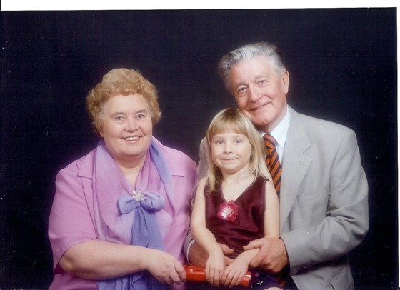 Tamsin with Nanna & Pop Rushton   Autumn 2001