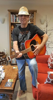 Rog with Guitar