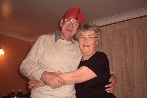 Mum & Dad with hat