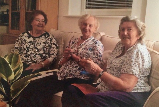 29.09.16  Phyllis, Janet and Maureen