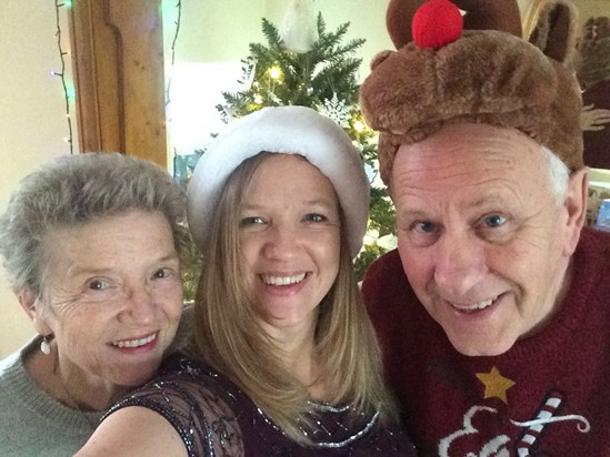 Selfie with mum and dad (Xmas 2017)