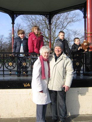 Greenwich Park, celebrating your 70th Birthday - Jan 2008 xxx