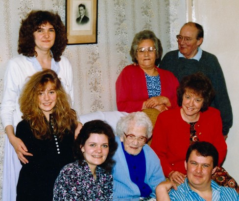 Chris with Gran & Family April 1990