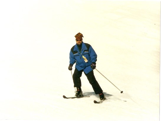 Skiing March 2000
