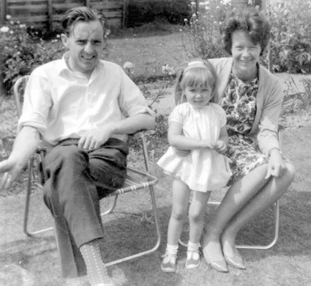Lynda, Mummy & Daddy 1964