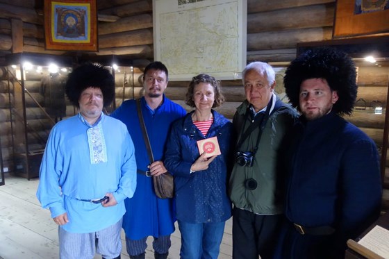 with members of a "Cossack" choir (Lodya - Лодья)