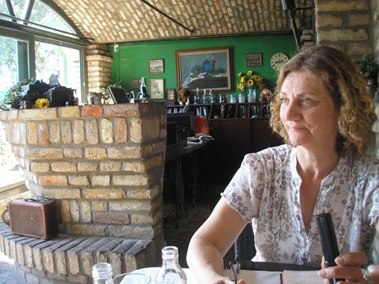Thelma musing in a Hódmezővásárhely restaurant ...