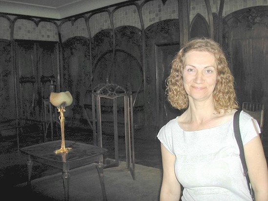 Thelma in the Art Nouveau room at the Museé d'Orsay, Paris