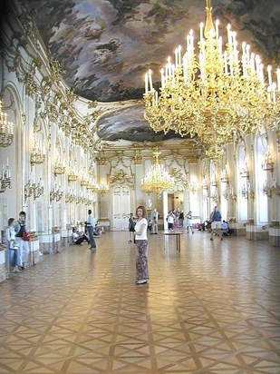 Thelma in the Great Gallery of Schönbrunn Palace (2003)