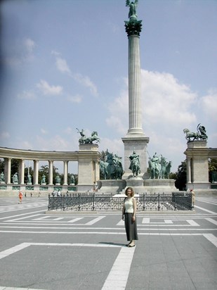 Thelma in Heroes' Square, Budapest, 2003