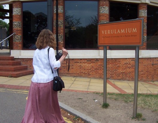 arriving at the history museum in St Albans, 2005