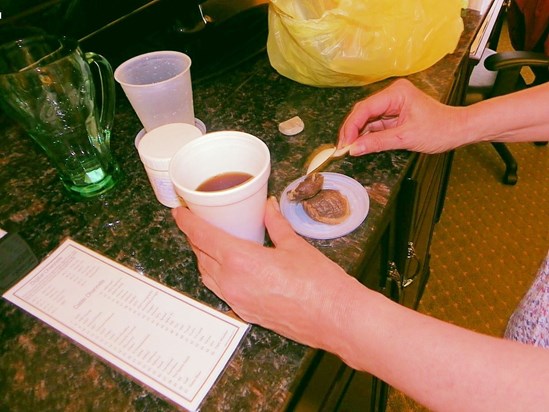 the hands of my sweet tea lover preparing her "cuppa and a piece" in Nashville
