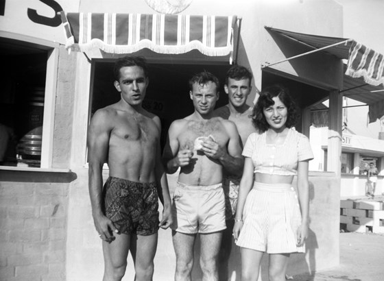 Edwin at the Beach with Sister Betty,Harry Simpson (white shorts) and Earl Pampeyan in Pasadena