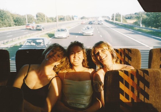 2004 hen party