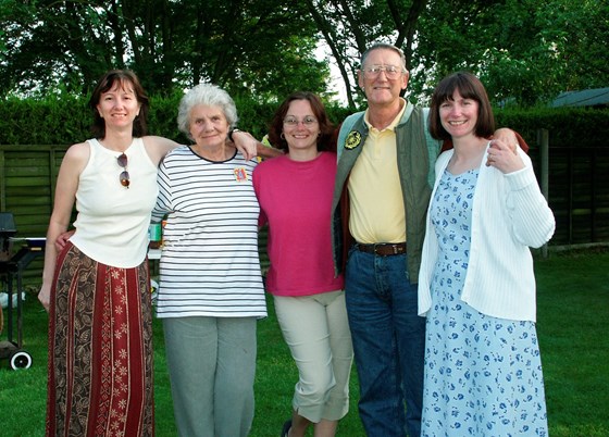 Moira & Wally with girls