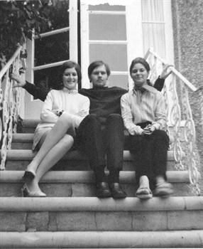 Madeleine, Madeleine's boyfriend Damian and Didi 1967