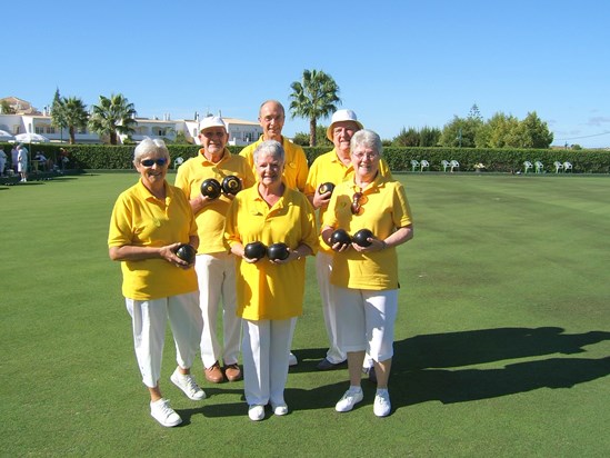 Chris (R) with one of her Bowls teams