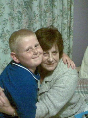Mum and Andrew.. 💜