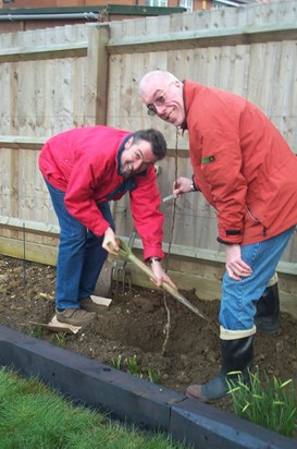 Tree Planting with Robin - Mar 2002