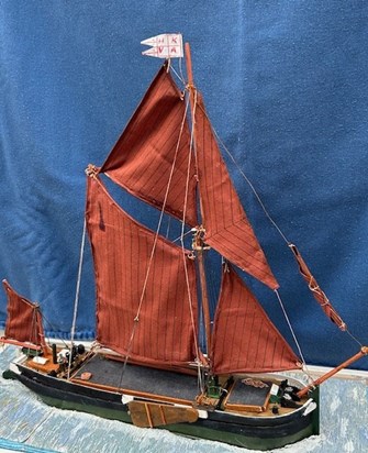 Ken’s model barge - completed Dec 2023.