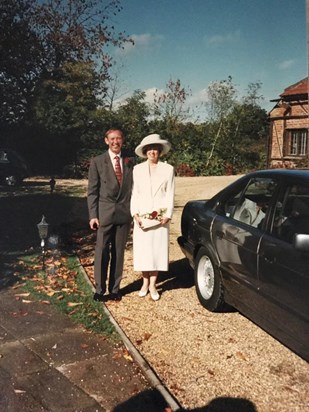 Mum's and Ted's wedding day .