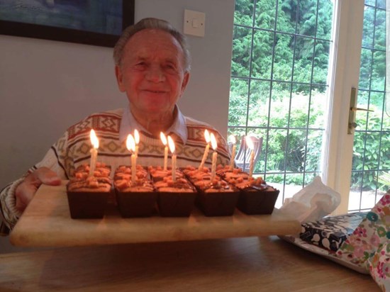 Rons 86th Birthday with ginger cakes (