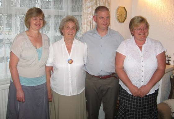 Mum, Ann, John & Lynn