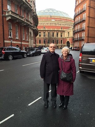 At The Royal Albert Hall with Ellen, December 2015