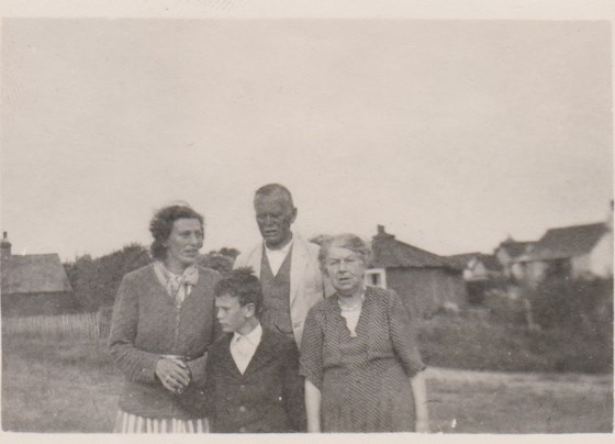 Mabel, George, Grandpa & Grandma