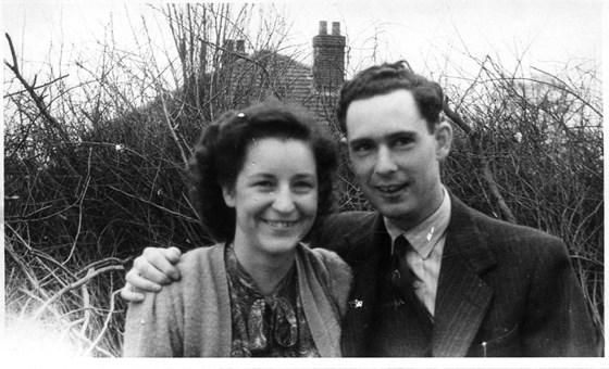 Pat & Jean engagement, Nov 1948 in Stowmarket