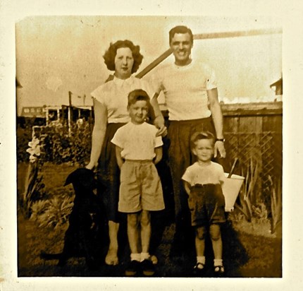 Mum, Dad, Hastie, Brother & Colin in their back garden in Simpson Road.