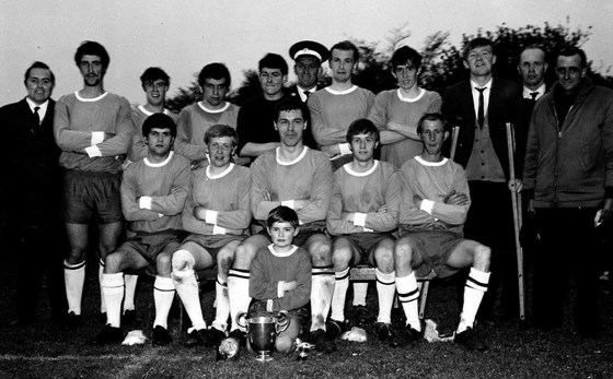 Whitton United F.C Team Photo 1968