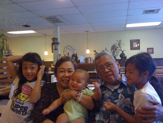 Joe with his grandchildren, Left to right (Hailey, Kingston, Hannah)