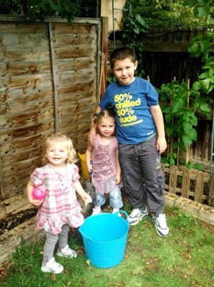 Billie with her much loved brother and sister Tom and Frankie