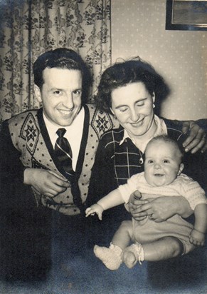 1953 Dec Graham with parents Richard & Hilda Heys