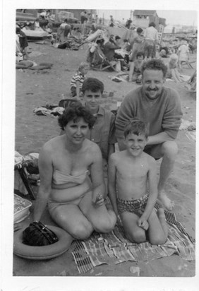 1962 Aug Heys Family