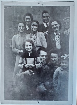 Gramps and Nan with Nanny Anderson and family.