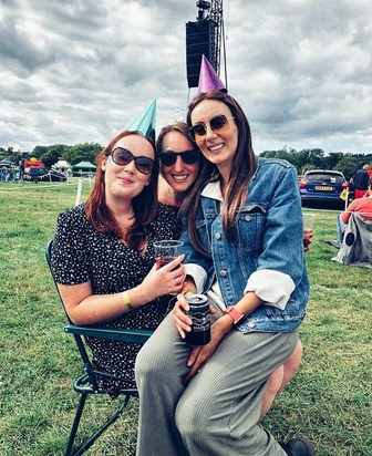 Kimberly, Hannah & Natasha partying summer 2020
