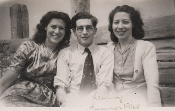 Joan Harold Rosemary in Lancing Summer 1948
