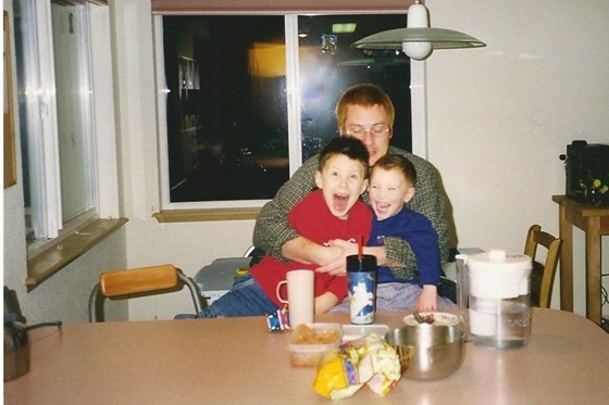 1999. Micah and Jonah (3 & 7) had just recovered from chickenpox