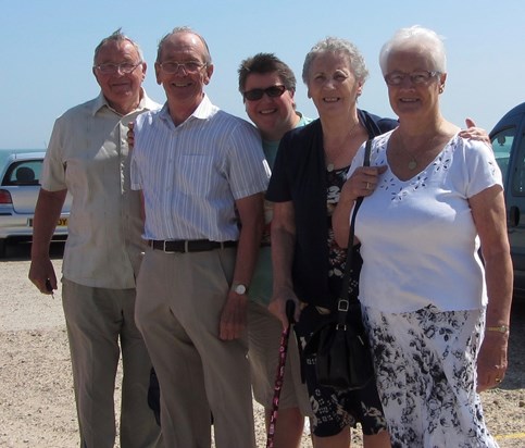 Lunch at Pevensey Bay with Auntie Ann & Uncle George - May 2012