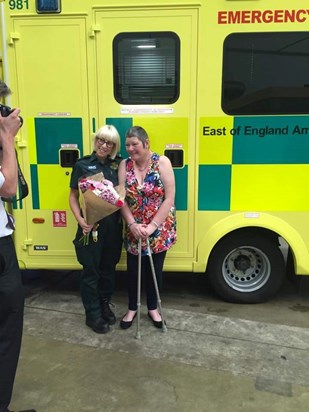 The amazing paramedic who saved mums life