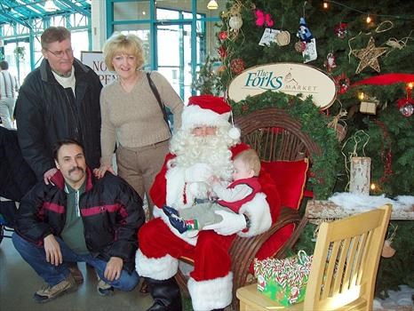 Cameron, Eileen, Ed, Sam and Santa at the Forks, 2005