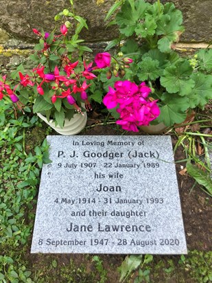 Janes ashes have been interred at St John the Baptist church in Shedfield 