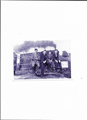 Summer 1947 On the canal locks in Far Cotton. Keith second from right.