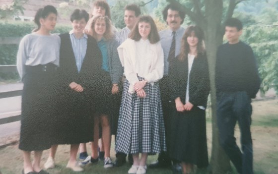 Our last day in history class. Miss Dingly was one of Annas favourite teacher. Anna so effortless gorgeous leaning against the tree