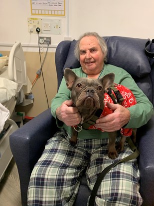 Marie Curie Hospital, December 2022, Dad and Hugo 