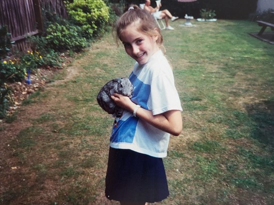 Gem loved her rabbits 💕🐰